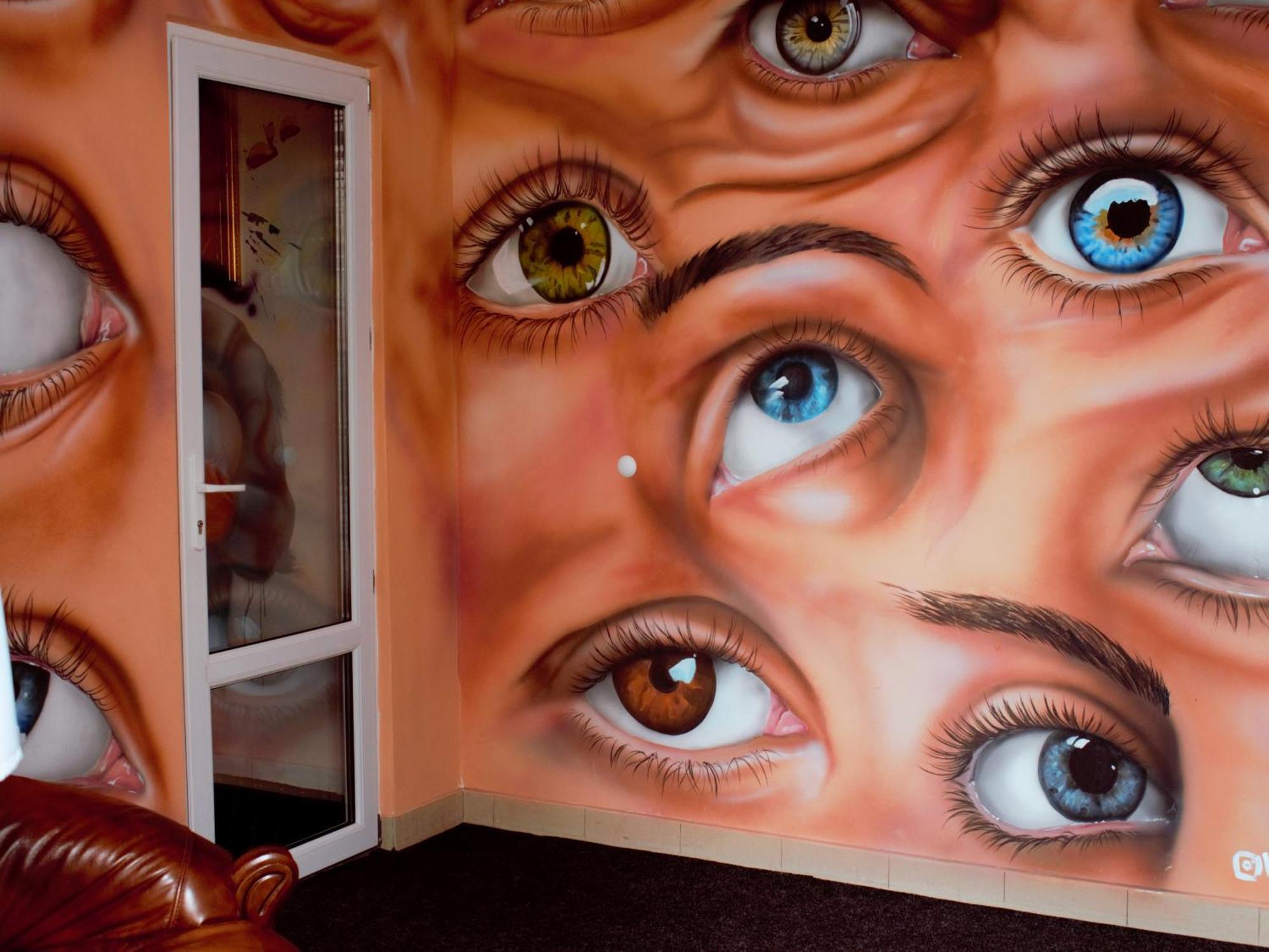 All Eyes Hostel Kamianets-Podilsky Extérieur photo